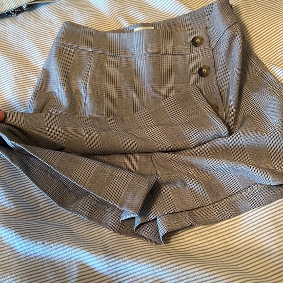 Mini Skirt with built in shorts - Picture 2 of 6